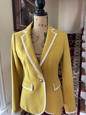 Banana Republic Classic Women's Mustard Blazer with White Trim